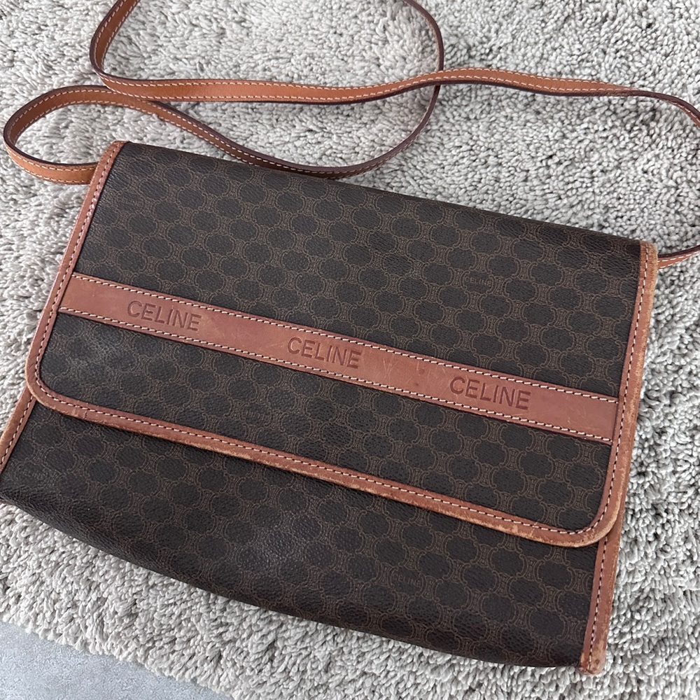 Vtg Auth Celine cross shoulder bag great condition with fixed belt clean